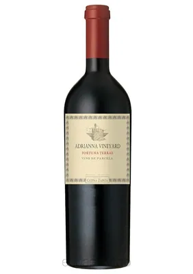 Vino Adrianna Vineyard Fortuna Terrae