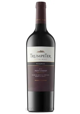 Vino Trumpeter Reserve Petit Verdot