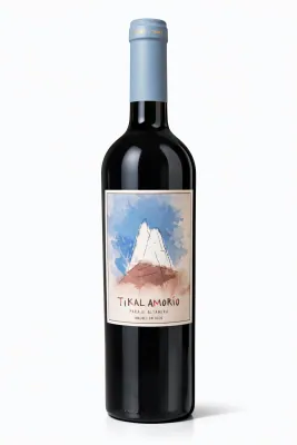 Vino Tikal Amorio